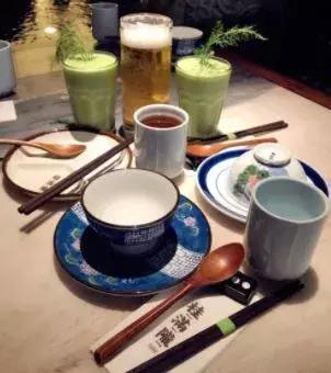 “餐”“饮”搭配成餐厅新盈利模式，不重视饮品将会损失惨重