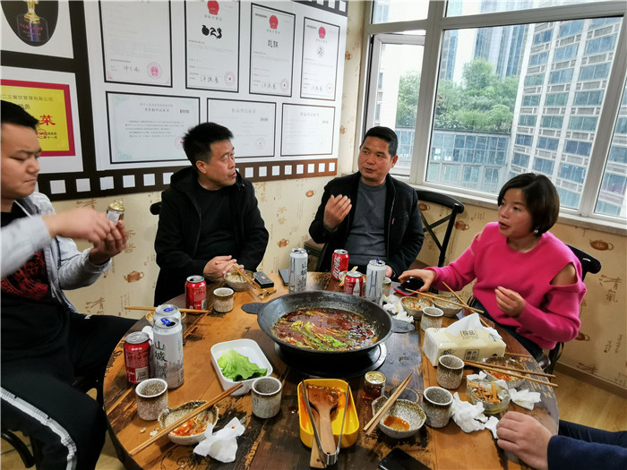号外 号外 陕西贺总前来考察7石咕咕鱼项目